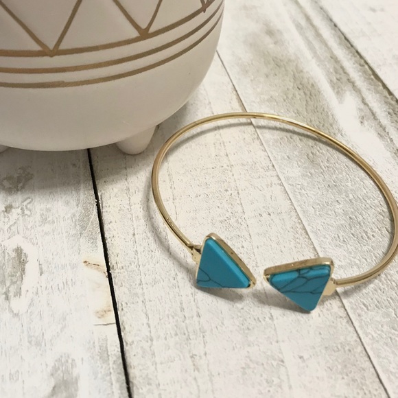 Preppy Bohemian Jewelry - Turquoise bracelet